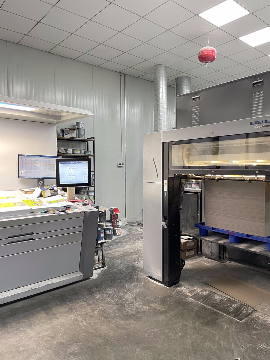 Cold foil line